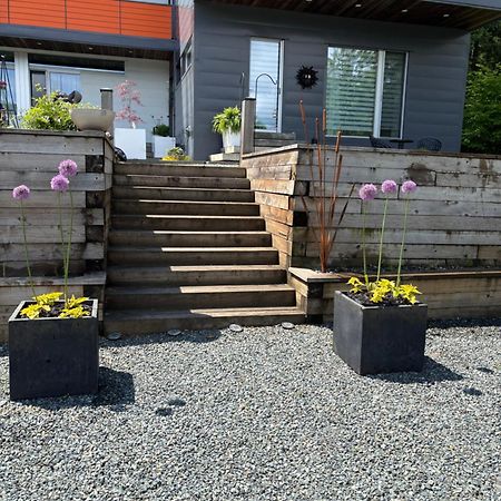 The Cube Apartment Cowichan Bay Bagian luar foto